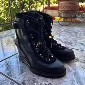 Diane von furstenburg dvf black wedged booties